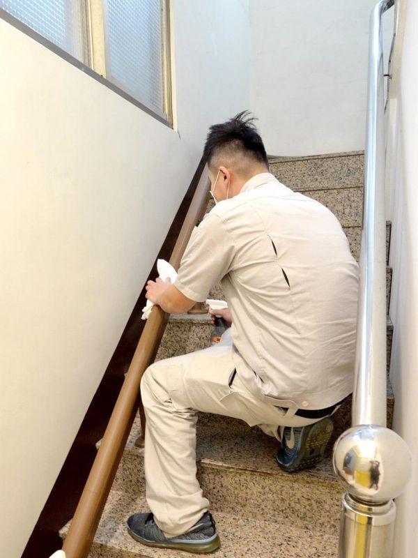 泓電樓梯升降椅守護阿嬤滿載回憶